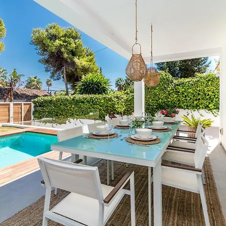 Exclusive 4 Br Jazmines. Private Pool&bbq Villa